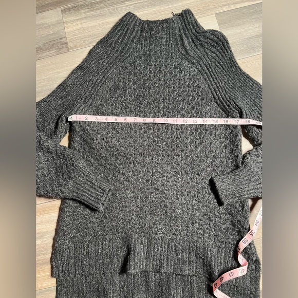 Anthropologie Grey Alpaca Blend Sweater- XS - Picture 2 of 9